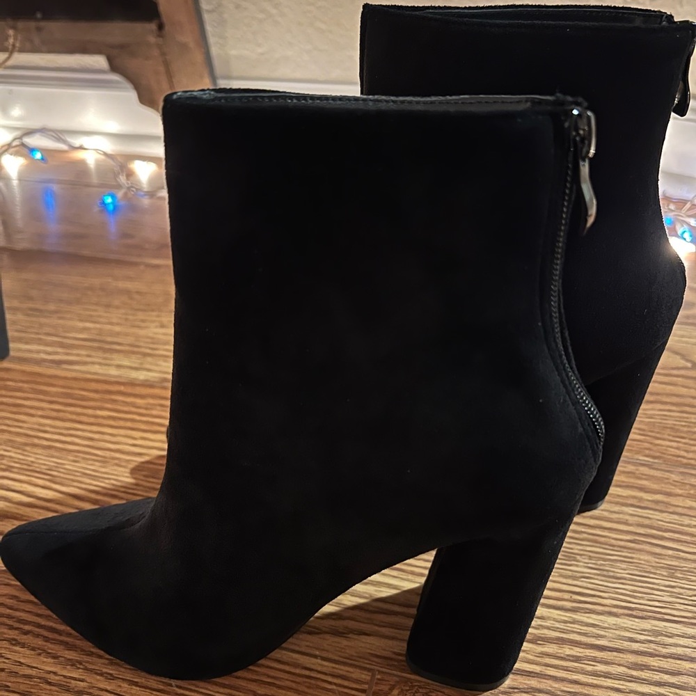 Black suede heeled boots for women